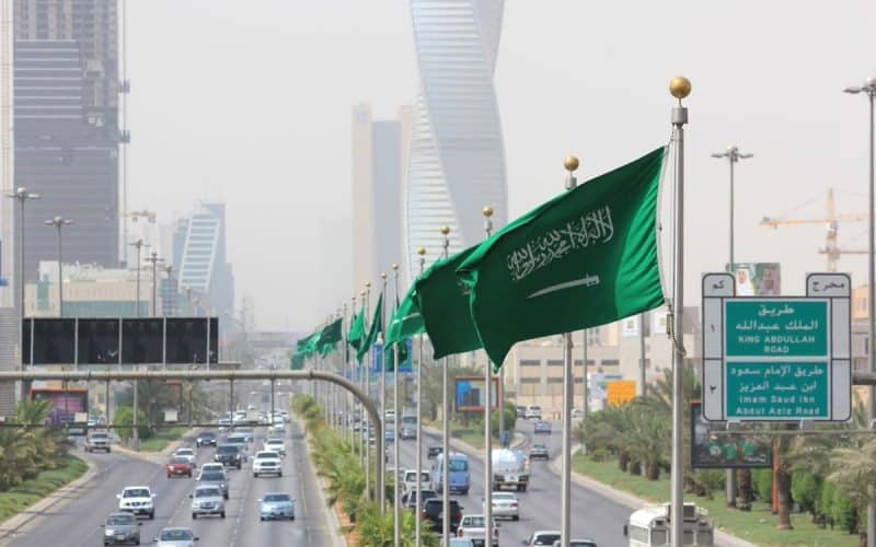 الاستثمارات  العامة السعودية تضخ 5مليارات دولار في أربع شركات وطنيه لن تصدق لماذا….التفاصيل بالتقرير التالي