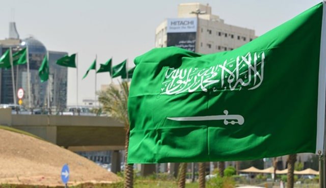 عاجل: أمر ملكي جديد يفرح هذه الفئات من المواطنين والوافدين في السعودية.. توجيهات سامية من الملك سلمان بمناسبة رمضان ووزير الداخلية يوجه بسرعة التنفيذ