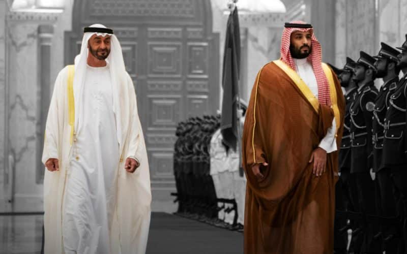 السعودية تقصم ظهر الإمارات بقرارها الأخير.. وحدود البلدين تشتعل بطريقة غير مسبوقة!!