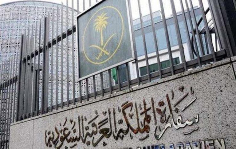 ًإبتداءً من اليوم الجمعة.. الكويت تطبق إجراءات جديده لدخول وخروج المواطنين السعوديين