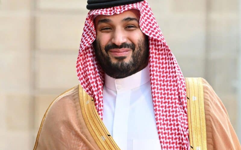 “لتحقيق رؤية المملكة 2030” ولي العهد السعودي يُسمح لكل مقيم البقاء في السعودية بدون كفيل ولاؤل مرة.. بهذا الشرط الوحيد!!