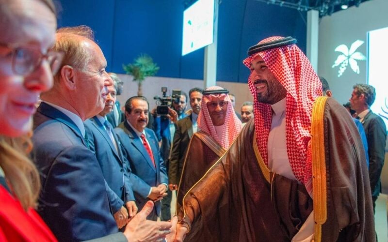 عاجل: شاهد لحظة وصول ولي العهد الأمير محمد بن سلمان إلى مقر حفل استقبال المملكة الرسمي لترشح الرياض لاستضافة إكسبو 2030