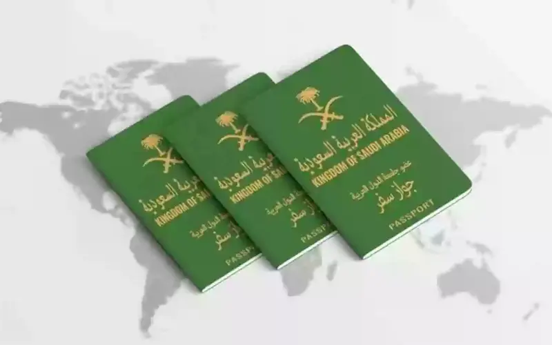 خدمة جديدة من الجوازات السعودية بشأن إصدار أو تجديد جواز السفر لـ 10 سنوات لهذه الفئة من المقيمين في المملكة.. هل انت منهم؟