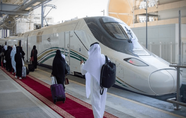 كم مدة رحلة قطار الحرمين من مكة إلى المدينة المنورة الى جدة