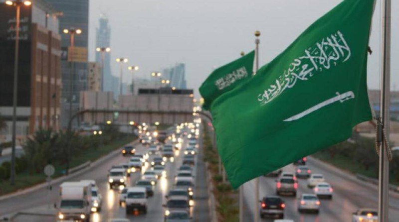 السعودية: النيابة العامة تعلن عن عقوبات صارمة بحق المواطنين الذين يساعدون الوافدين والمقيمين على ممارسة هذا النشاط!!