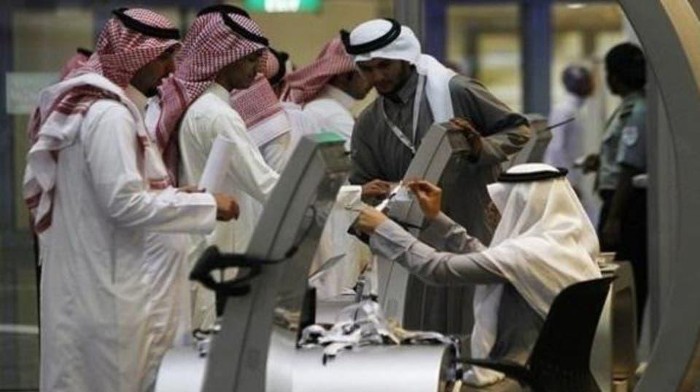 عاجل… 5 مهن يسمح لأصحابها بالعمل بدون كفيل في السعودية
