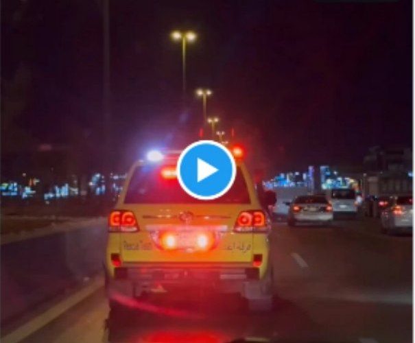 شاهد بالفيديو: كيف استطاع رجال الإنقاذ من تحرير طفلة في الرياض!؟