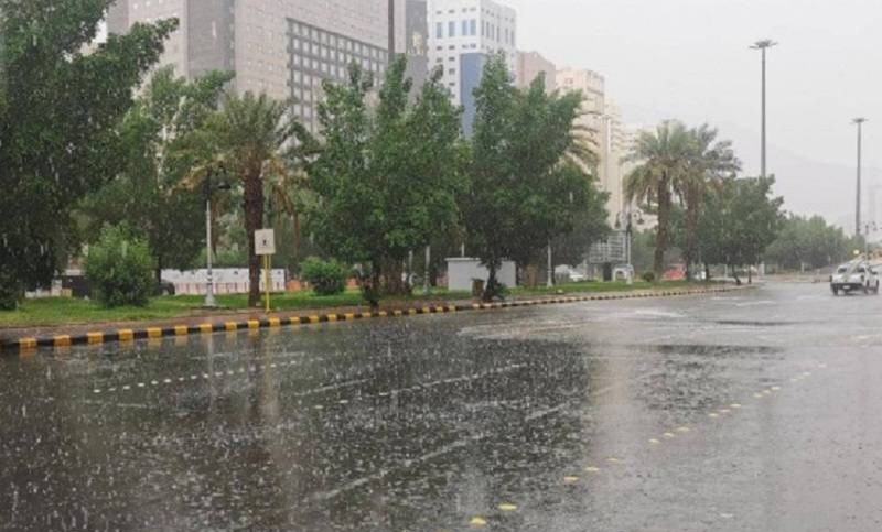 عاجل السعودية: تعليق الدراسة في جدة وأمطار غزيرة على هذه المناطق