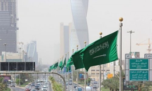 رسمياً: الداخلية السعودية تعلن حملة كبيرة وغير مسبوقة وتبدأ بترحيل عشرات الآلاف من أبناء هذه الجنسية العربية