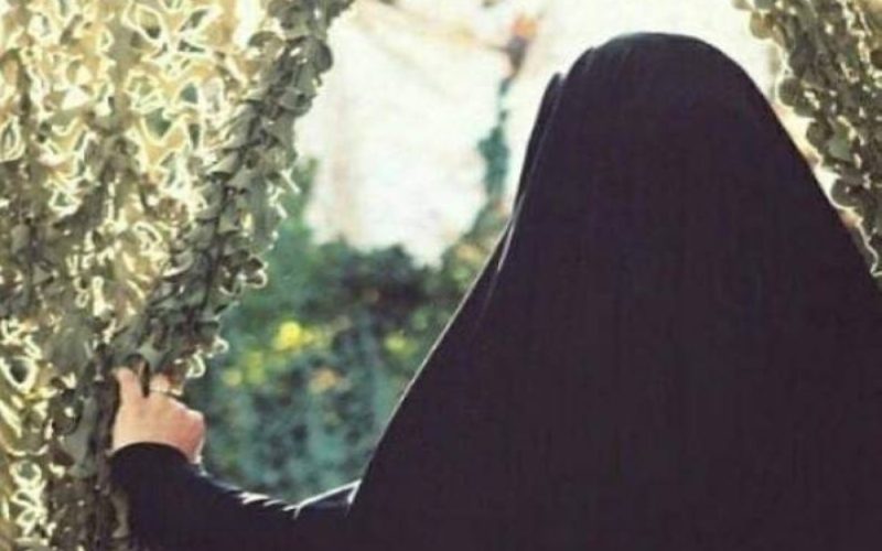 بالفيديو: سعودية تزوجت من ابن عمها عقب طلاقها بأيام وأنجبت ولدًا وعند بلوغه 40 عامًا كانت المفاجأة التي لا تخطر على بال أحد!!