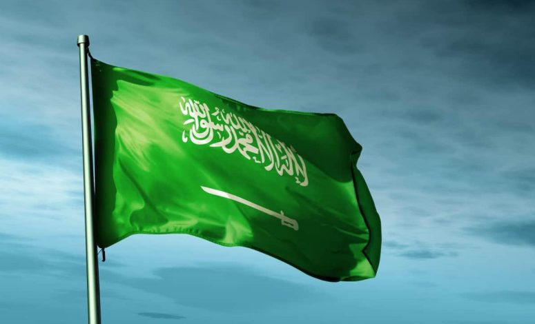 عاجل السعودية تعلن تحمل رسوم الاقامة وتصريح العمل لمدة 4 سنوات لهذه الفئات من الوافدين