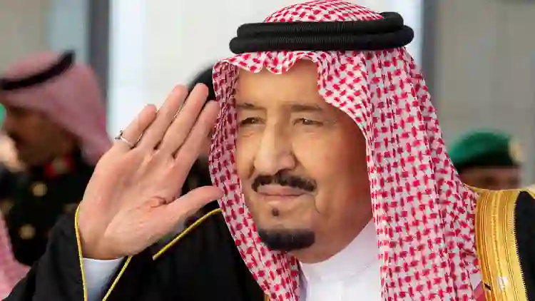 عاجل… السعودية تبدء تطبيق قرار خادم الحرمين الشريفين من الخميس القادم…لن يتم استثناء احد!!