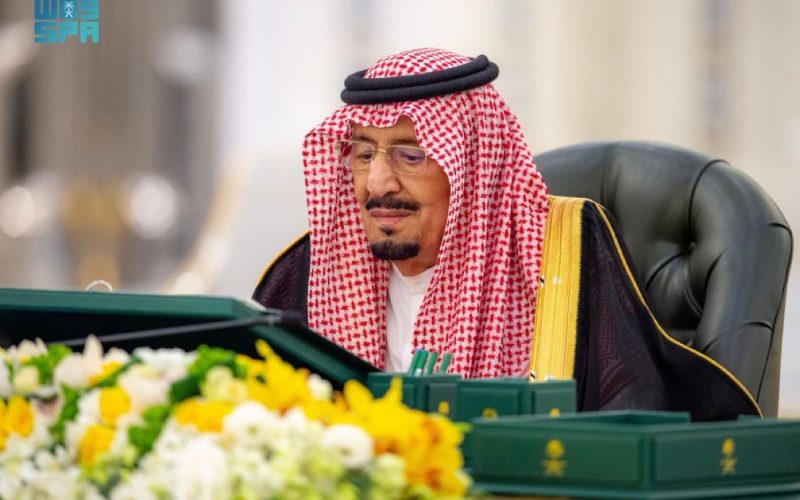 عاجل: الملك سلمان يوجه بصرف تعويضات إضافية 200 الله ريال لهذه الفئة من السعوديين