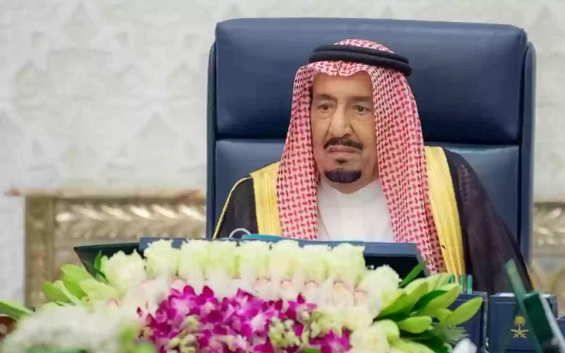 عاجل… الملك سلمان وولي العهد يعزيان الملك حمد بن عيسى في وفاة الشيخ عبد الله بن سلمان بن خالد آل خليفة