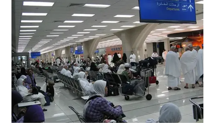 عاجل… مطار جدة والمدينة المنورة يغلق جميع الرحلات على اصحاب تأشيرات الزيارة العائلية!!
